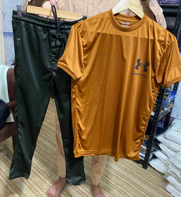 UNDERAMRMOUR TRACK SUIT