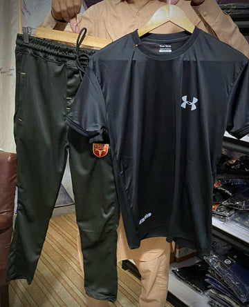 UNDERAMRMOUR TRACK SUIT