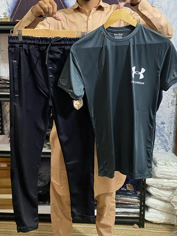 UNDERAMRMOUR TRACK SUIT