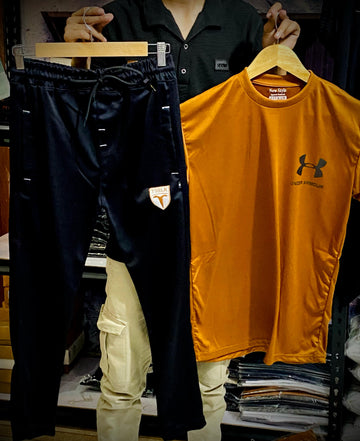UNDERAMRMOUR TRACK SUIT