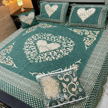 4Pc Velvet Jaquard Bedsheet |King Size | Velvet Jaquard Pista Heart