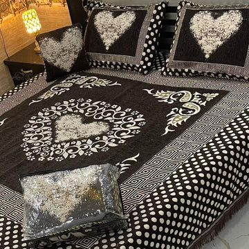4Pc Velvet Jaquard Bedsheet |King Size | Velvet Jaquard Brown Heart