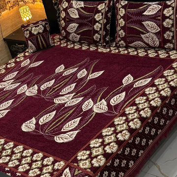 4Pc Velvet Jaquard Bedsheet |King Size | Velvet Jaquard Meroon leaf