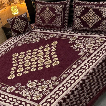 4Pc Velvet Jaquard Bedsheet |King Size | Velvet Jaquard|Meroon Centre star Motif